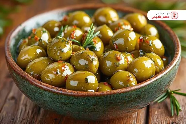 مصرف زیتون در قالب برنامه غذایی سالم به کاهش وزن کمک می&zwnj;کند.