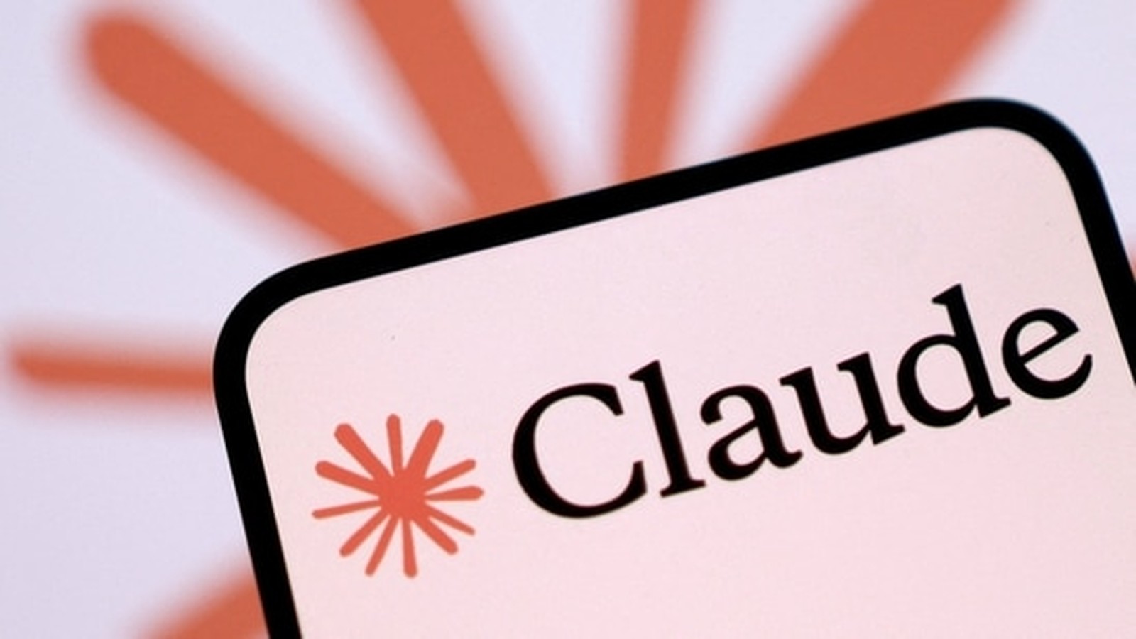 اختلال در Claude؛ آنتروپیک اعلام کرد مشکل را حل می‌کند