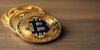 ارزش بیت&zwnj;کوین برای اولین بار در دو سال گذشته به زیر ۶۰ هزار دلار رسید | دیجینوی