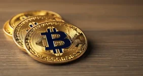 ارزش بیت&zwnj;کوین برای اولین بار در دو سال گذشته به زیر ۶۰ هزار دلار رسید | دیجینوی